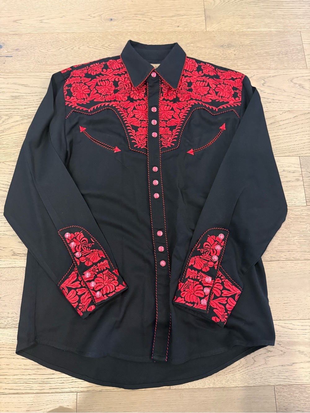 Scully Men’s Western Shirt Medium Black Red Floral Embroidered Pearl Snap